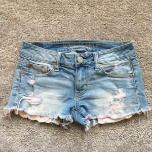 American Eagle Distressed Jean Shorts Size 00
